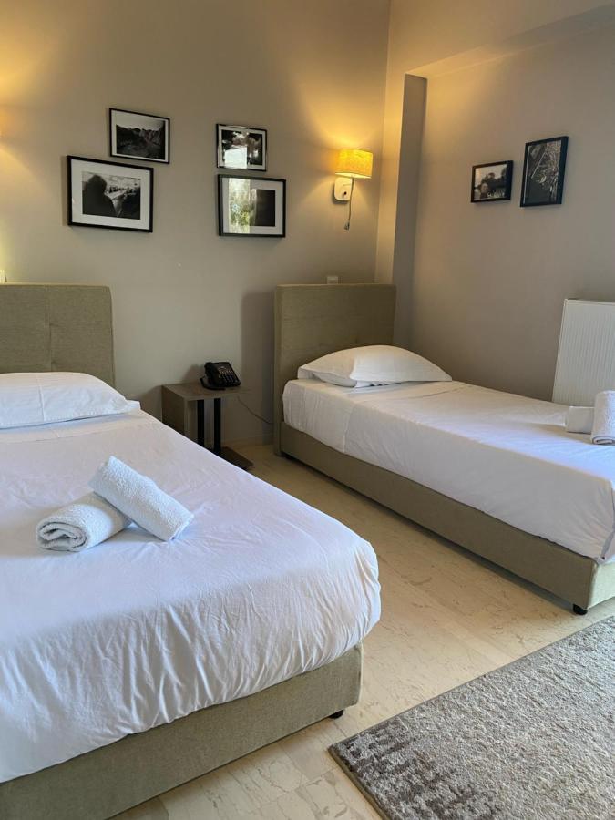Athens Iris Hotel ภายนอก รูปภาพ