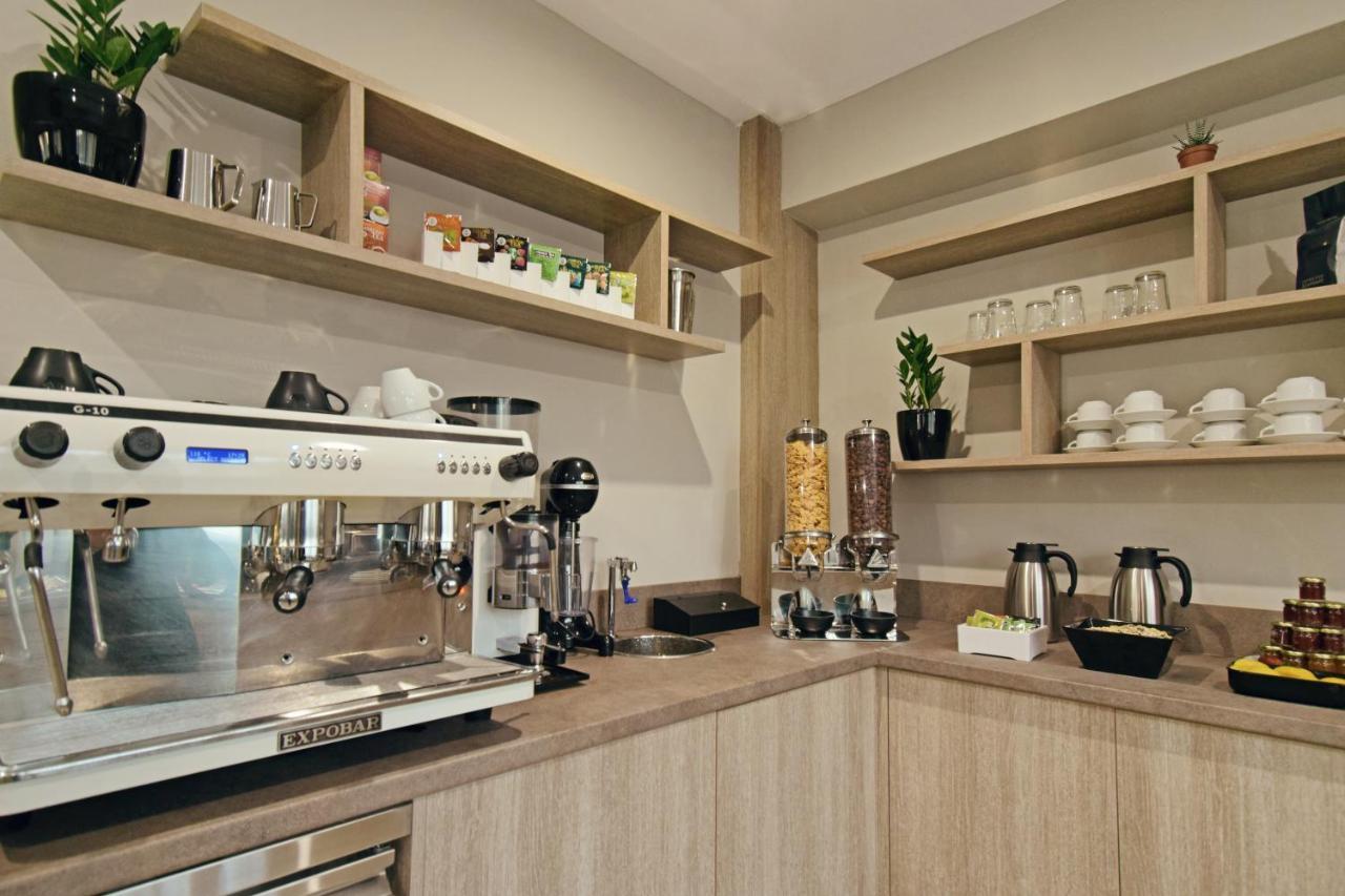 Athens Iris Hotel ภายนอก รูปภาพ